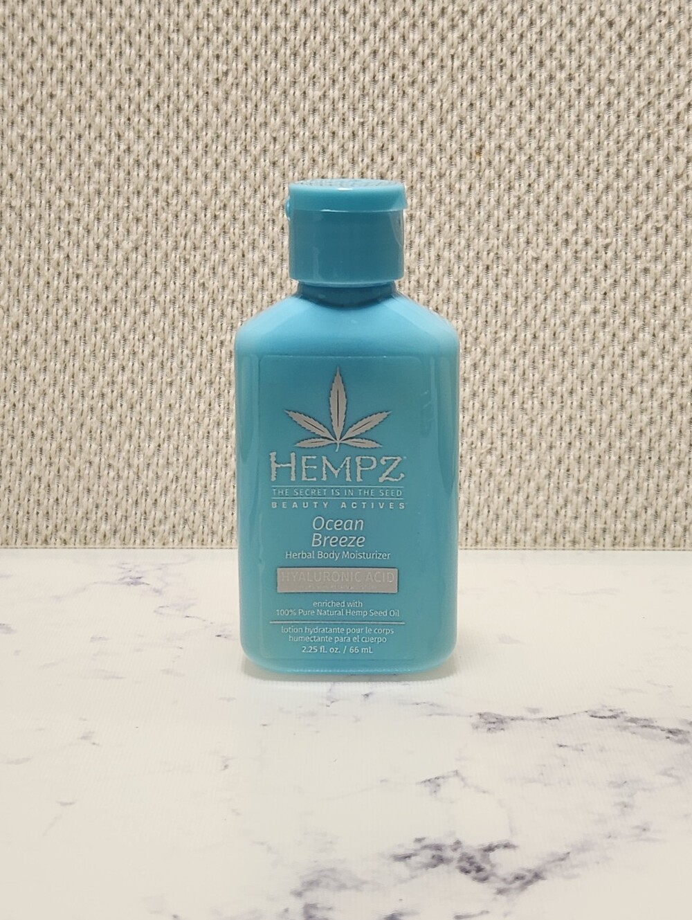 Hempz  Ocean Breeze Body Moisturizer Travel Size 2.25 oz